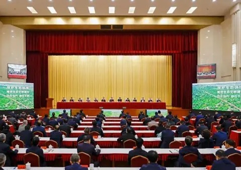 ����ʡ��̬������������ٿ� ��������ϯ���鲢����