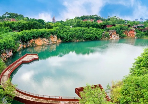 ��������30����Ԫ��ȫ�ƶ���ʮ���塱�γ���ɽ��̬����