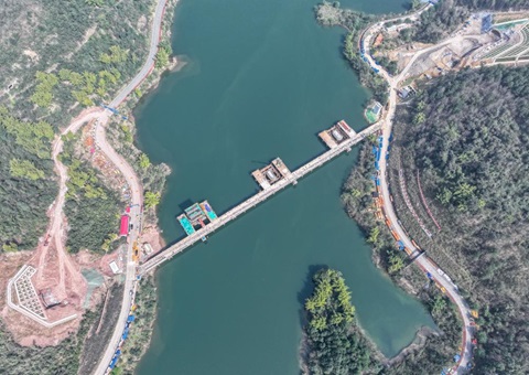 �������˫�Ǿ���Ȧ�������