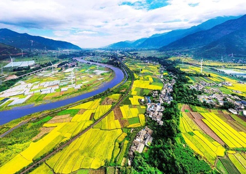 ����ӵ���ӿ콨�衰�츮�ڶ����֡�