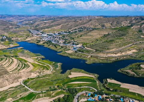 ���Ŀ�������ӯ�������������˶���<br> ȥ��ʵ�����д��伯�徭Ӫ�Խ����õسɽ����8416��Ԫ