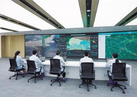 ʵ����άΪ��������������ϡ�����ͬ����