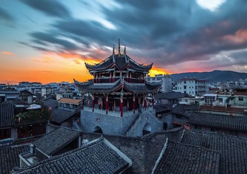 �Ĵ������Ļ���������   �滮��һ�ˡ����ȡ���������㡱���